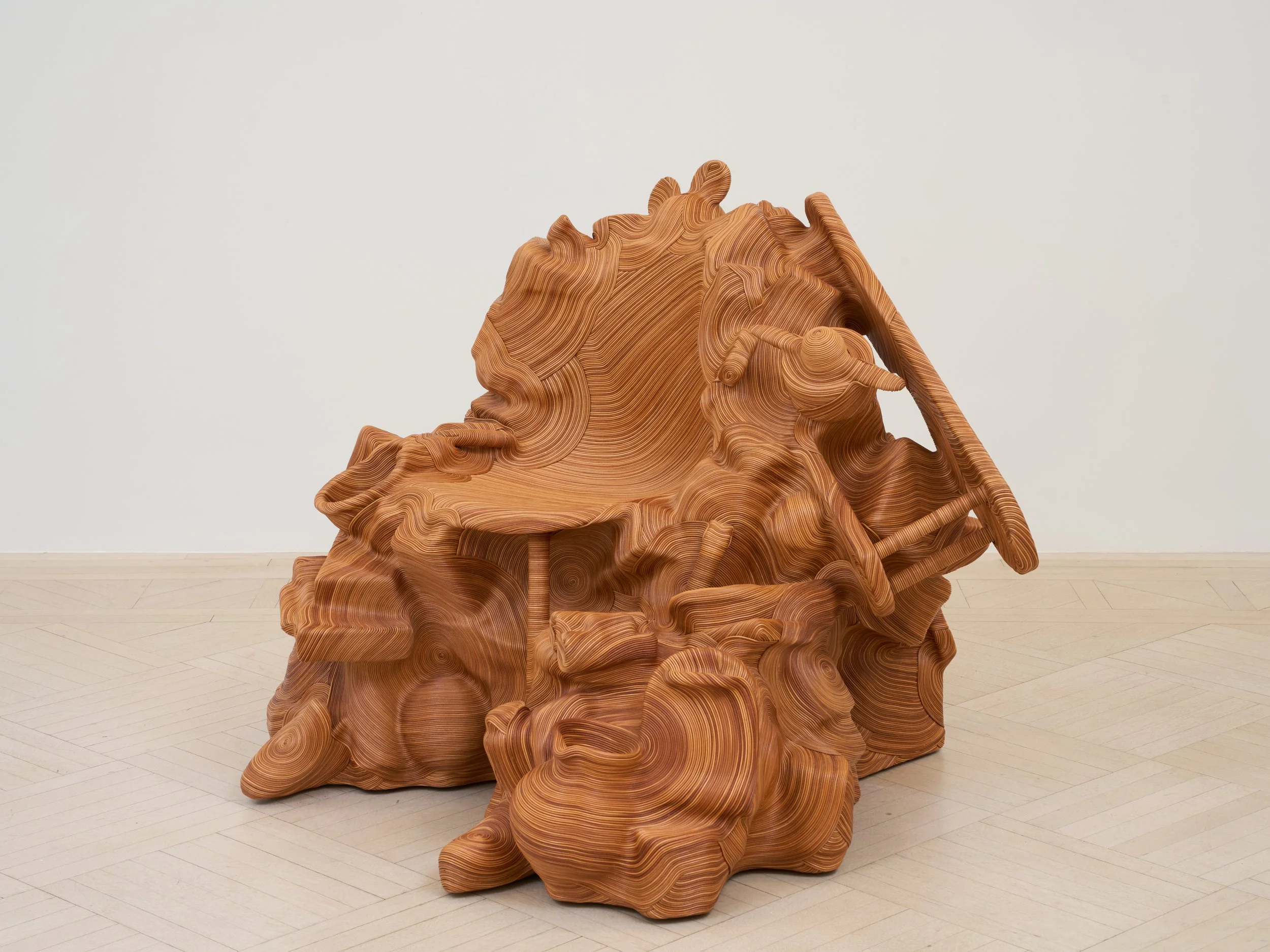 jay by chair salvage 椅子　オブジェ sae and leather, plastic, repurposes oh jung 椅子